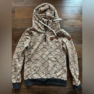 Wanakome Taylor Snake 1/2 zip Sweatshirt- size Medium